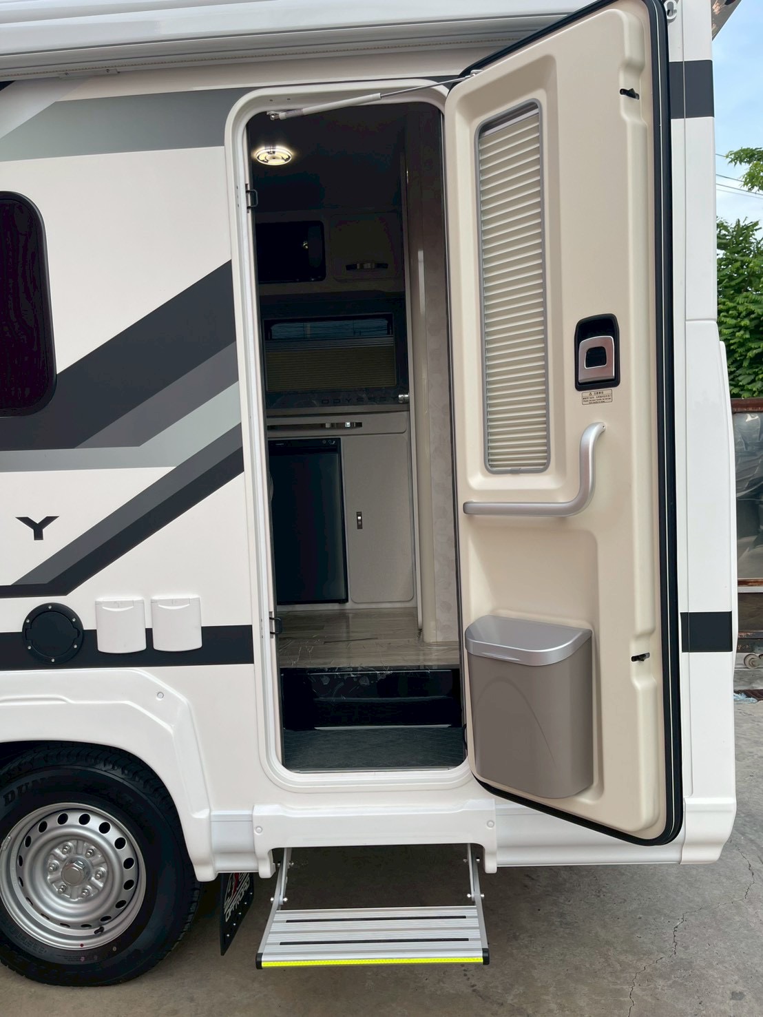 Odyssey Breeze Interior